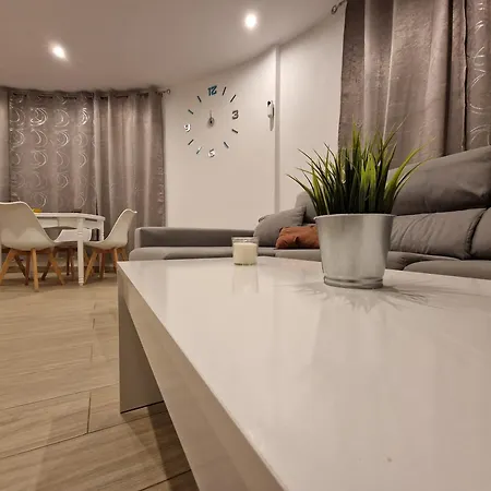 Malvasia 4 Apartman *